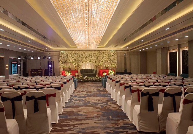 golden_tree_banquet_refined_650x450